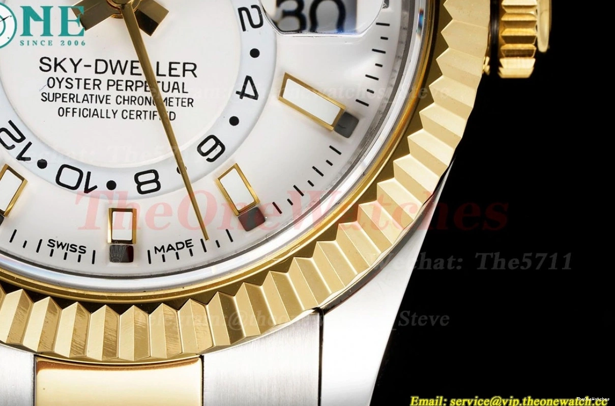 Oyster 326933 FNF YG SS Stk SkyDweller A9001 42mm White 1220